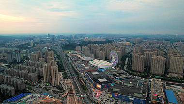 4K航拍江苏省南京市江北新区弘阳广场视频的预览图