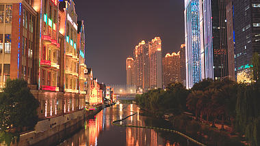 4K武汉城市地标楚河夜景实拍视频视频的预览图