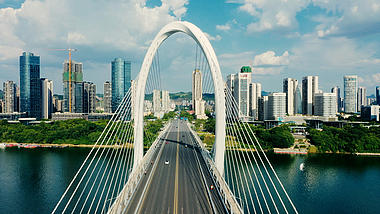 4k广西柳州市白沙大桥航拍实拍视频视频的预览图