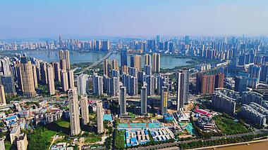 4K航拍湖北武汉城市高楼建筑视频的预览图