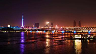 4K武汉长江大桥龟山电视塔夜景延时摄影视频的预览图