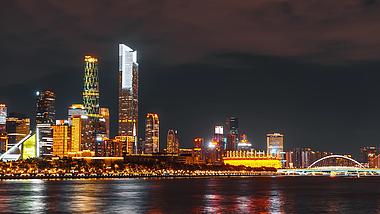 8K震撼延时黑金广州国际金融中心夜景视频的预览图