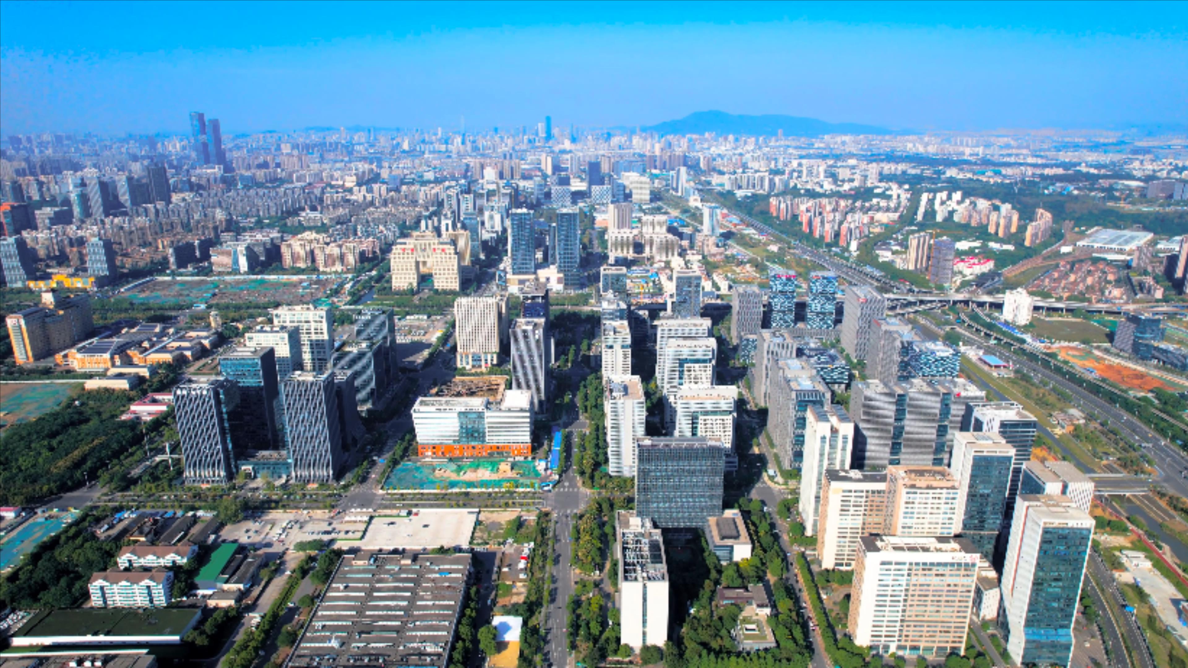 4K航拍南京建邺区高新新城科技园视频的预览图