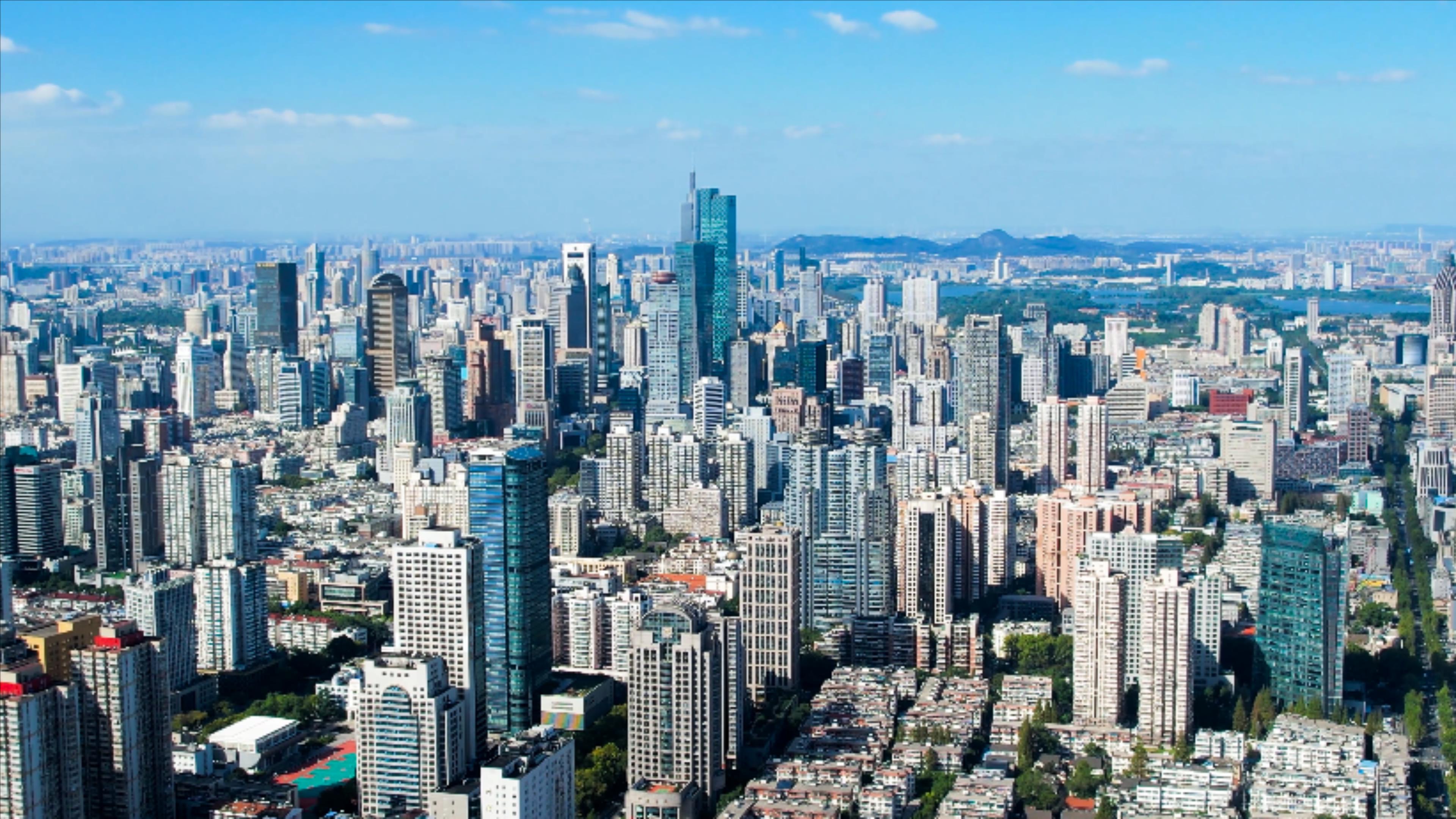 4K航拍南京全景航拍城市天际线高楼大厦视频的预览图
