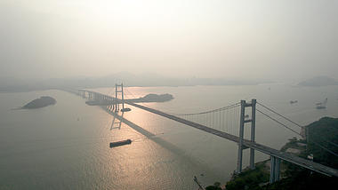 4k航拍黄昏下的东莞虎门大桥视频的预览图