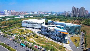 4K航拍安徽省滁州市地标滁州图书馆文化馆视频的预览图