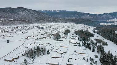4K航拍冬季喀纳斯禾木古村落雪景雪乡视频的预览图