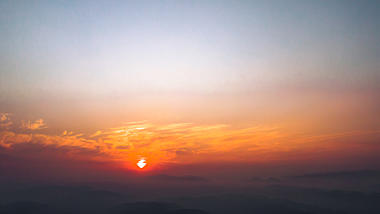 4K航拍晚霞日落太阳下山延时摄影视频的预览图