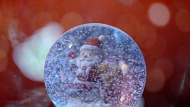 4K圣诞水晶球里的圣诞老人意境空镜视频的预览图
