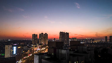 4K实拍落日剪影城市夜景延时摄影视频的预览图