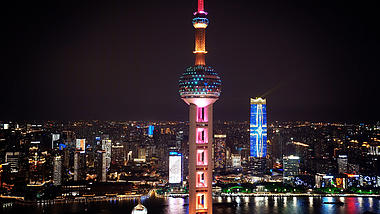 4K实拍上海东方明珠城市大气灯光夜景视频的预览图