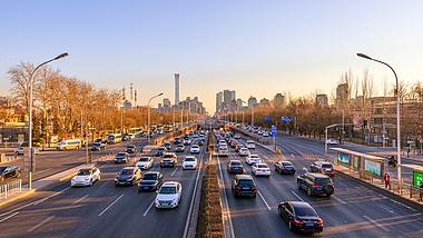 8K大气延时北京CBD城市拥堵黄昏车流视频的预览图