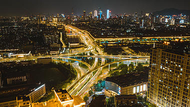 4k航拍南京城市车流夜景延时视频的预览图