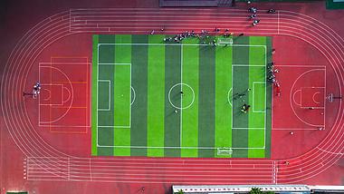 4K航拍校园环境学校操场足球场地视频的预览图